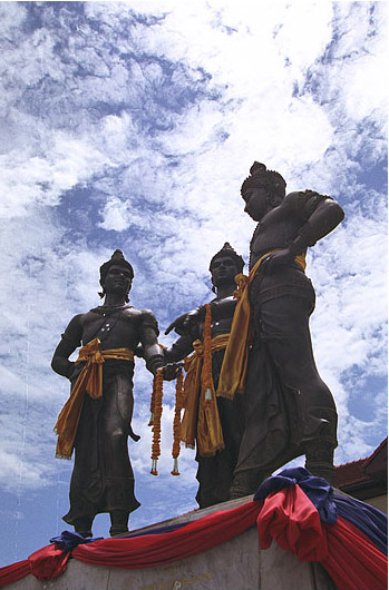 อนุสาวรีย์สามกษัตริย์